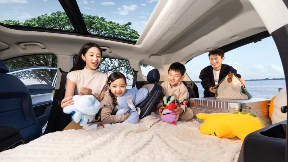 9.98-14.98万元  大七座电混SUV  OG视讯X8 E家正式上市1233.png